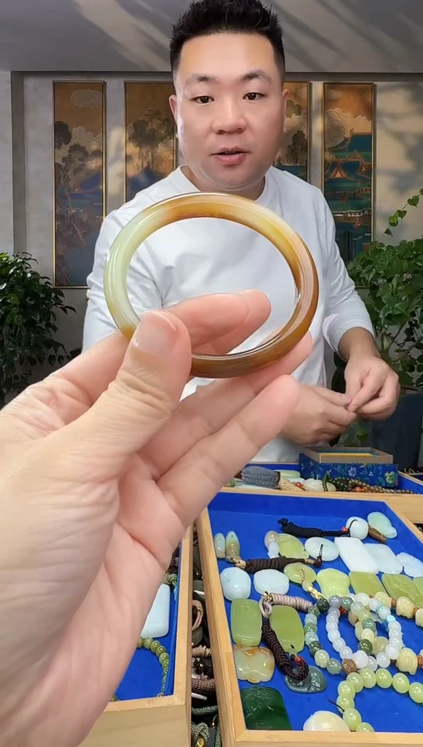 未镶嵌和田玉挂件拍一发一56+