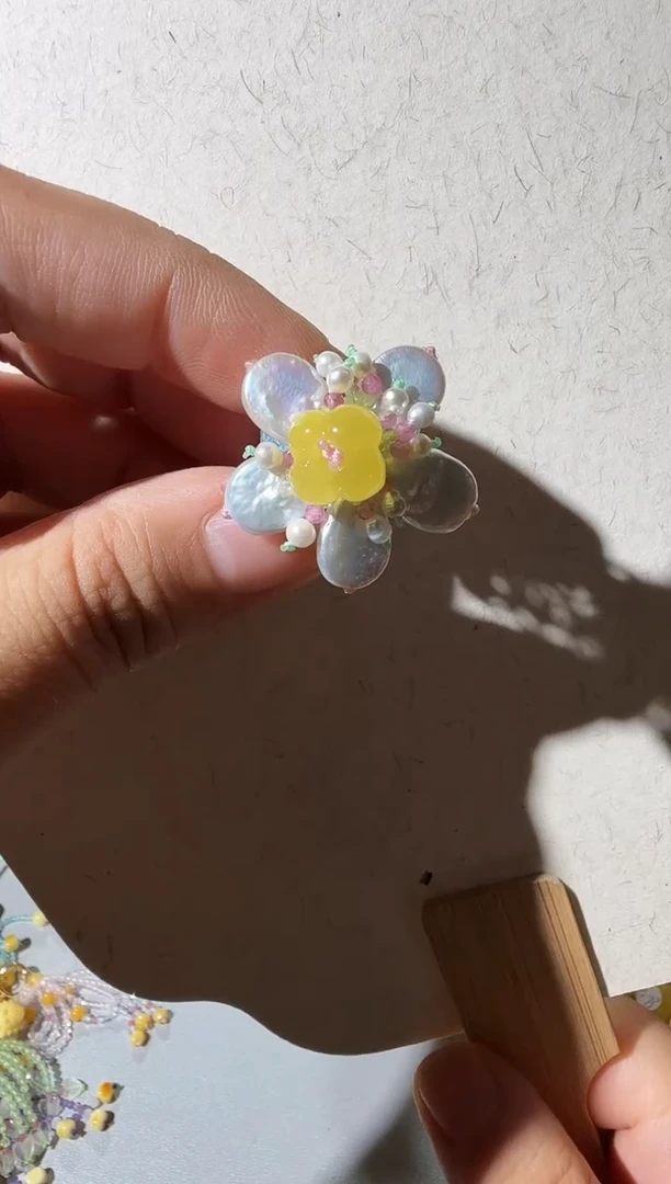 未镶嵌蜜蜡戒指蜜蜡花朵戒指