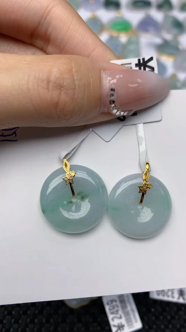 【闪购商品】翡翠颈饰18K金镶嵌雅琳55