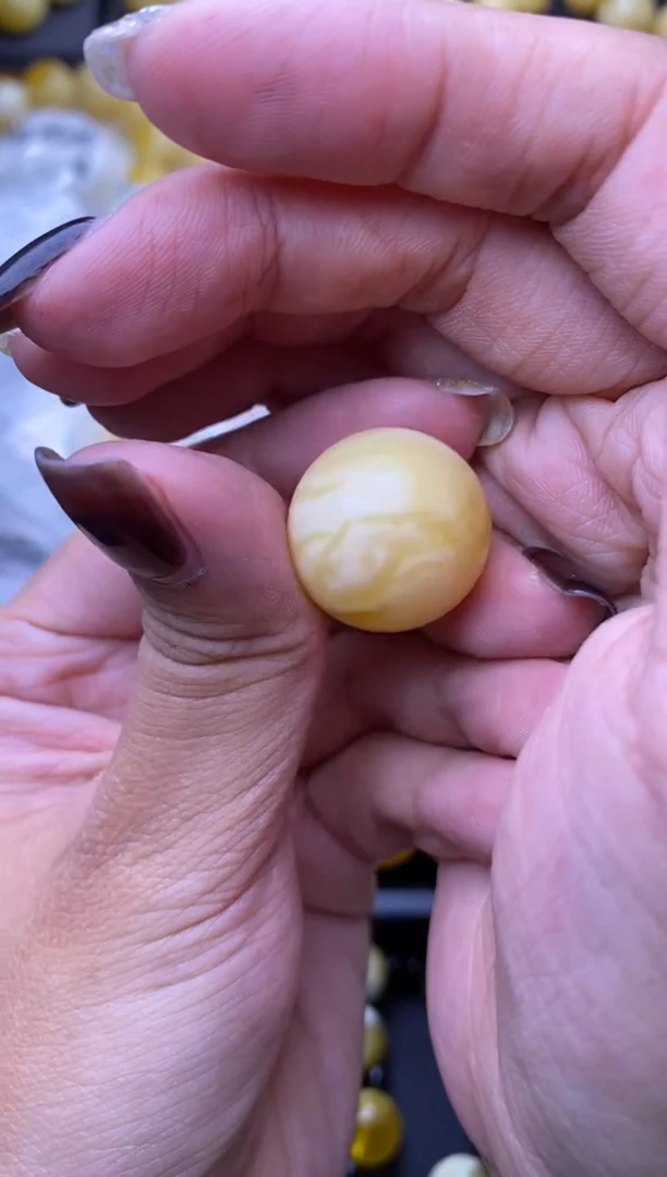 裸石琥珀未镶嵌大小姐珠宝45