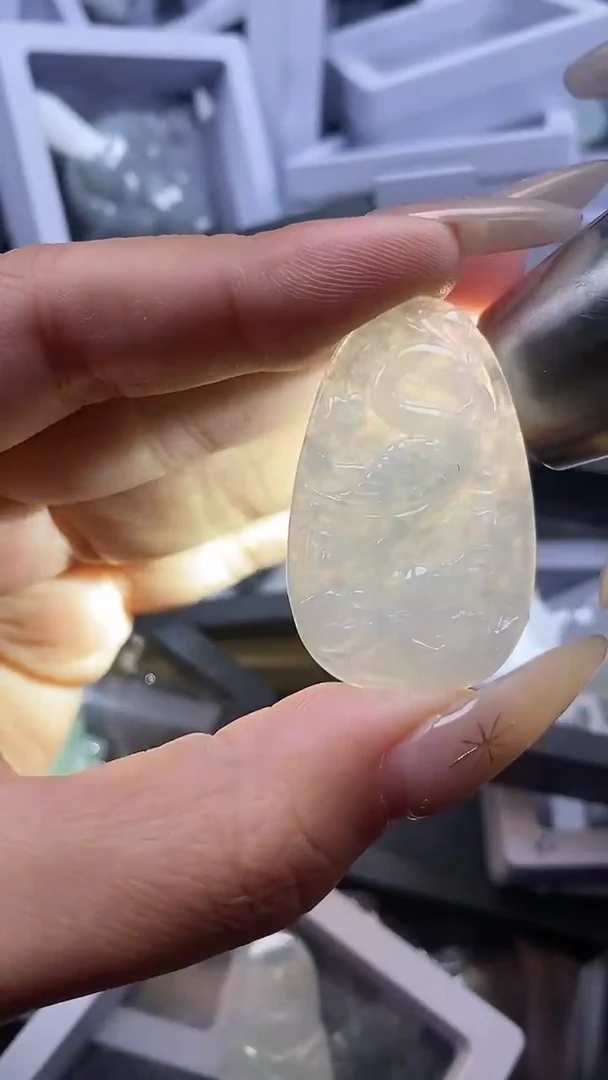 颈饰未镶嵌翡翠3654