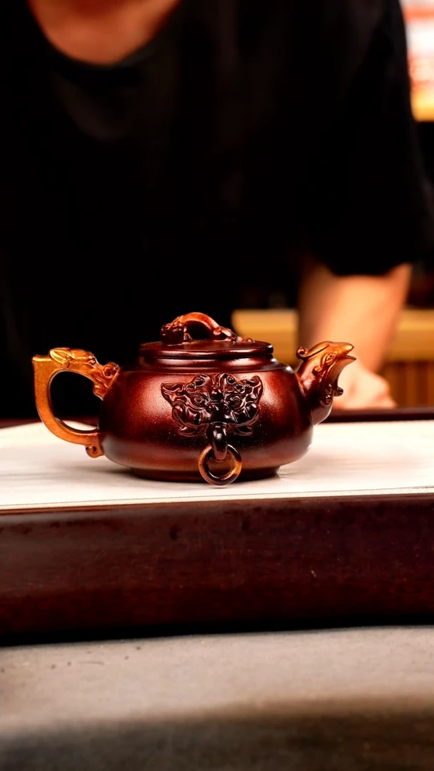 茶壶紫砂金贝烧 螭龙纹双圈 刻绘