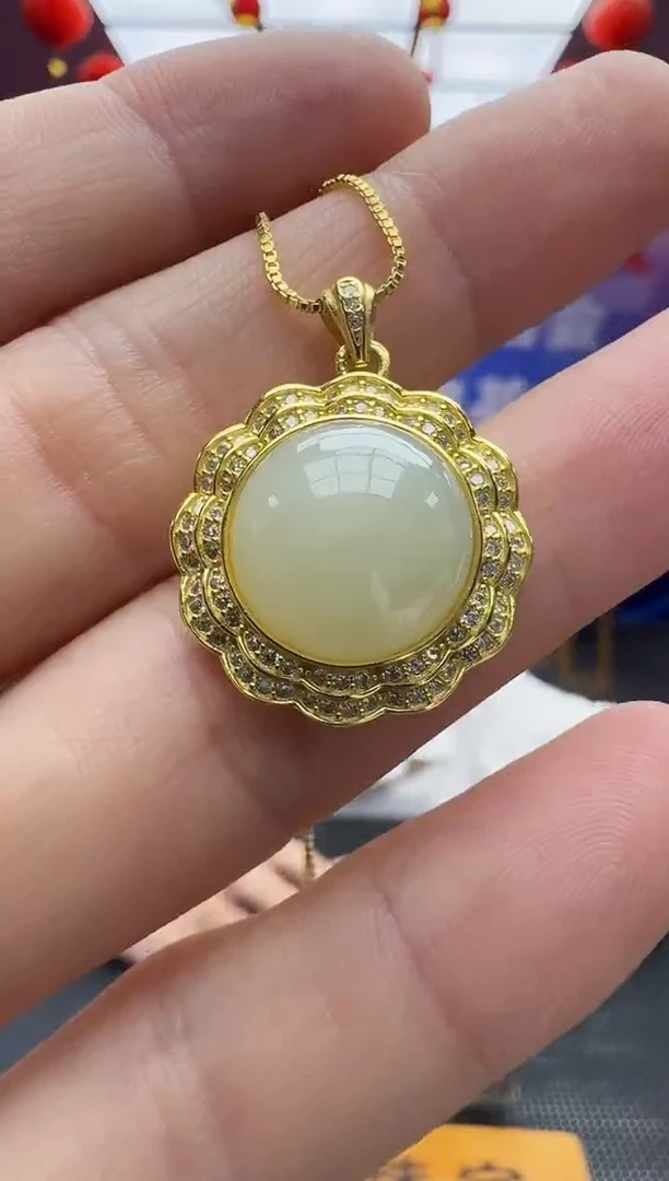 和田玉银S925镶嵌颈饰吊坠