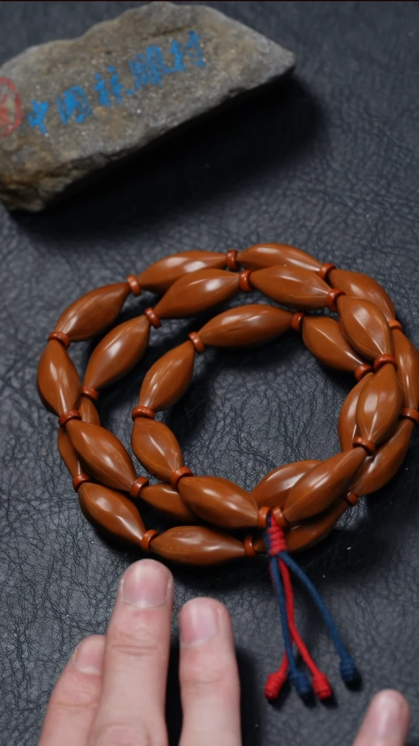 【闪购商品】橄榄核吊坠橄榄核