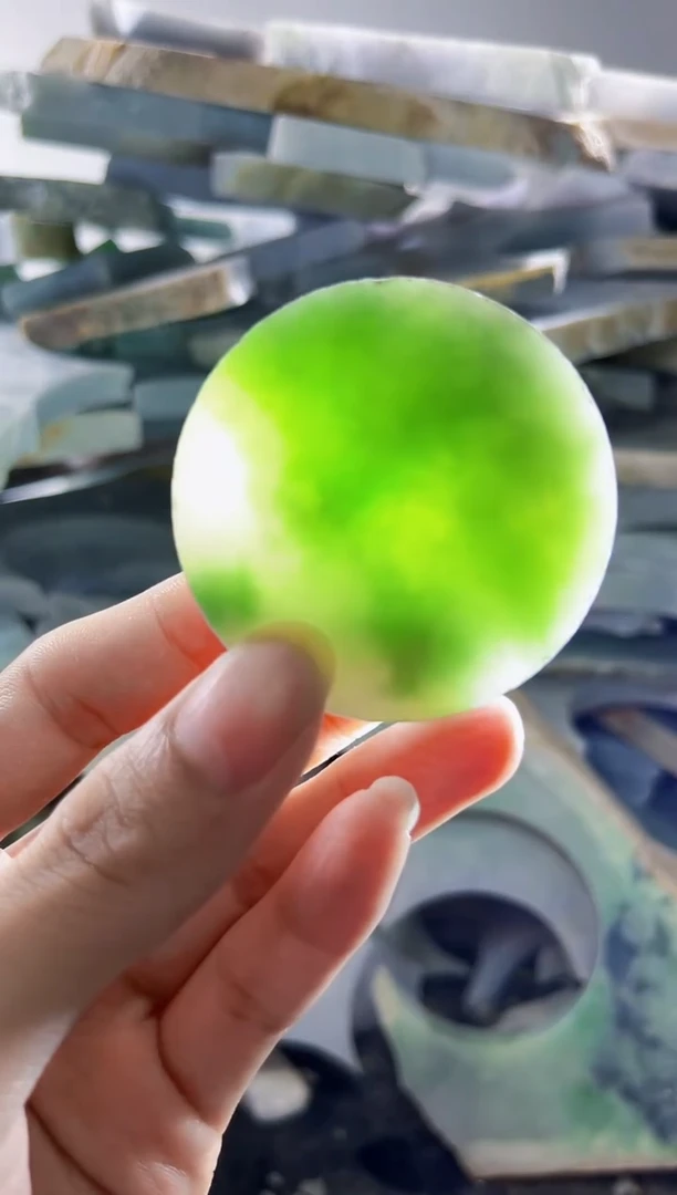 裸石翡翠缅甸翡翠A货陈8673