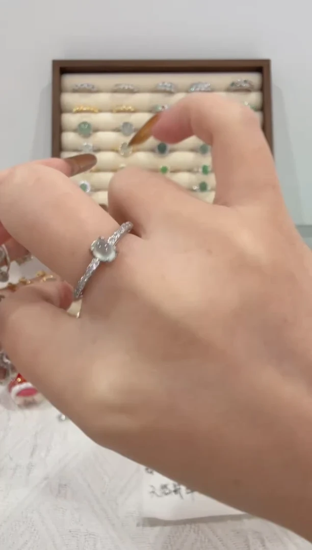 银S925镶嵌戒指翡翠糖*屋788