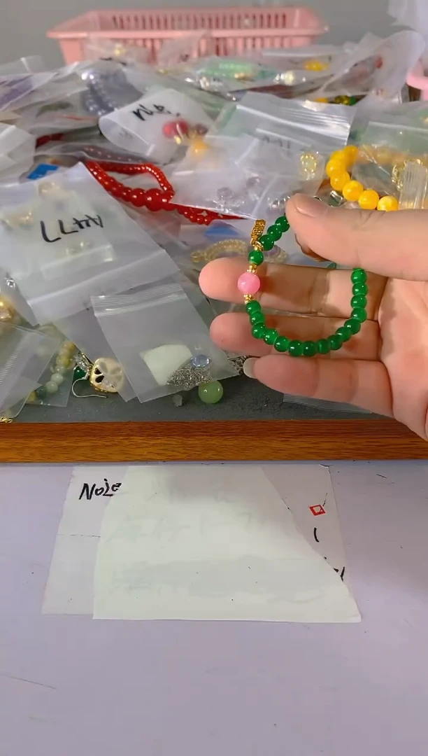 【闪购商品】水晶颈饰银S925镶嵌41红宝，蓝宝，多样性发一件赠链