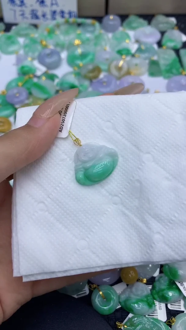 颈饰18K金镶嵌翡翠天然缅甸A货翡翠