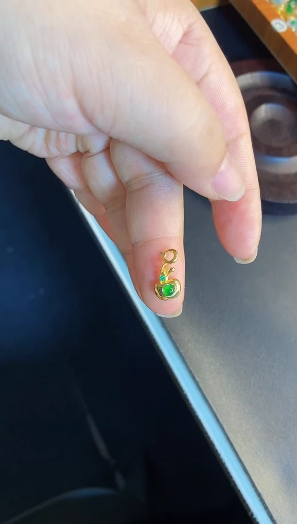 吊坠(不含链)银S925镶嵌翡翠1