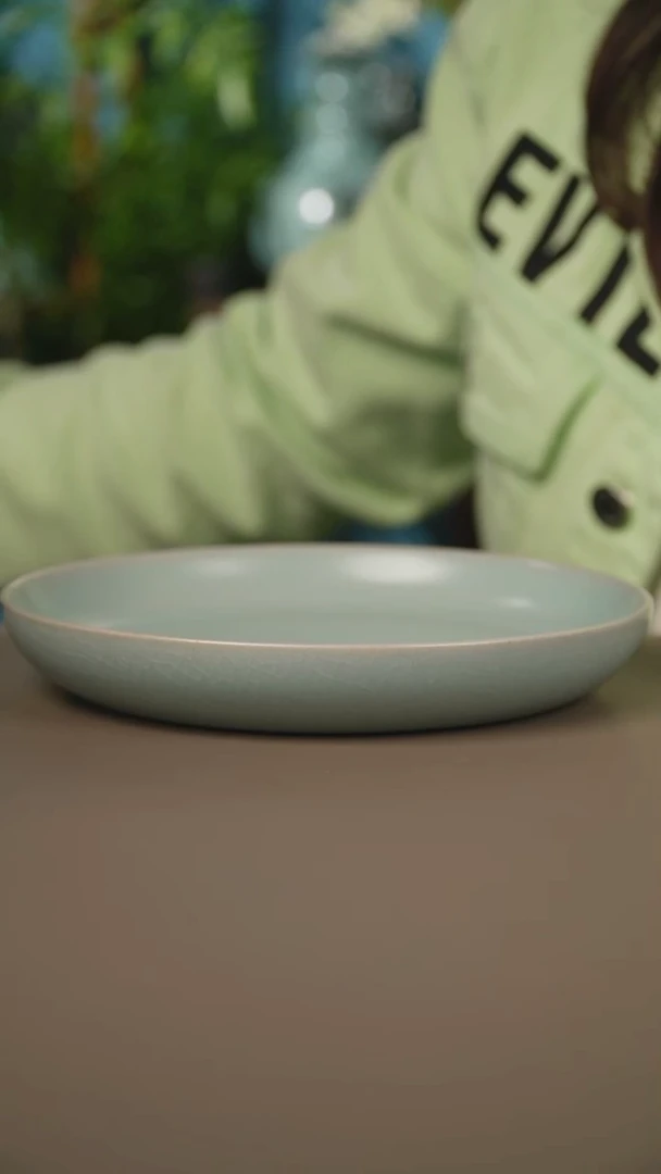 仿古天青丰华碟17公分微暇