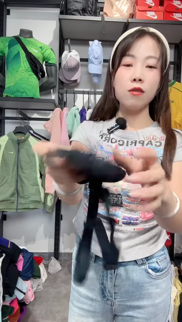 1622   编码 瑕疵款直播间过款为准 尺码