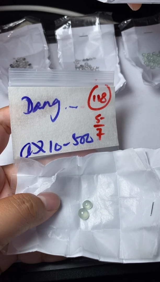 定制翡翠未镶嵌D****u缅甸天然翡翠A货118