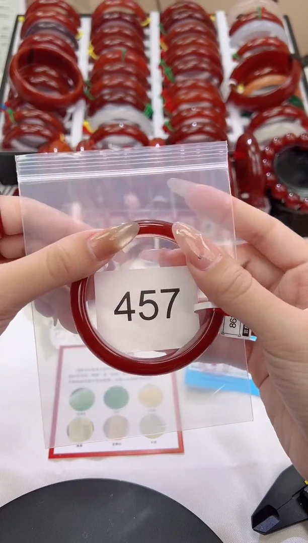 手镯玛瑙/玉髓未镶嵌57圈口*A457