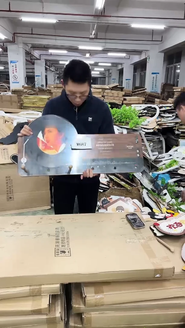 无框款孤品微瑕果果闪购W687