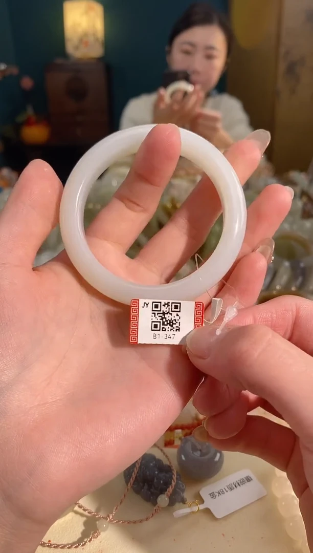 【闪购商品】和田玉手镯未镶嵌手镯53圈口