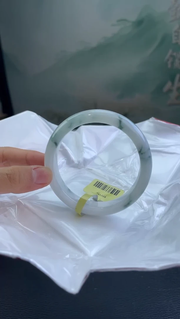 翡翠手镯未镶嵌7翡翠手镯