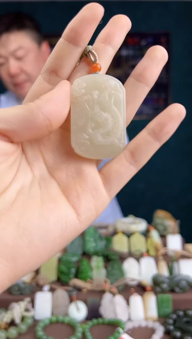 【闪购商品】和田玉颈饰未镶嵌多样性发货 拍一单发一个