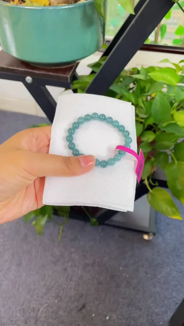 翡翠手镯未镶嵌手串