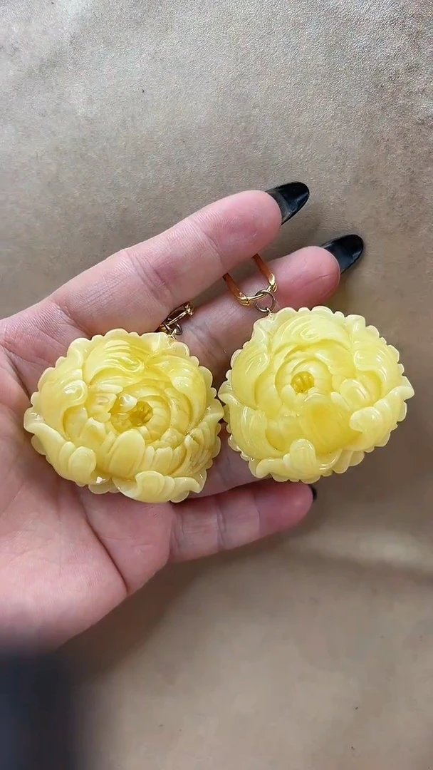 琥珀颈饰未镶嵌耳环