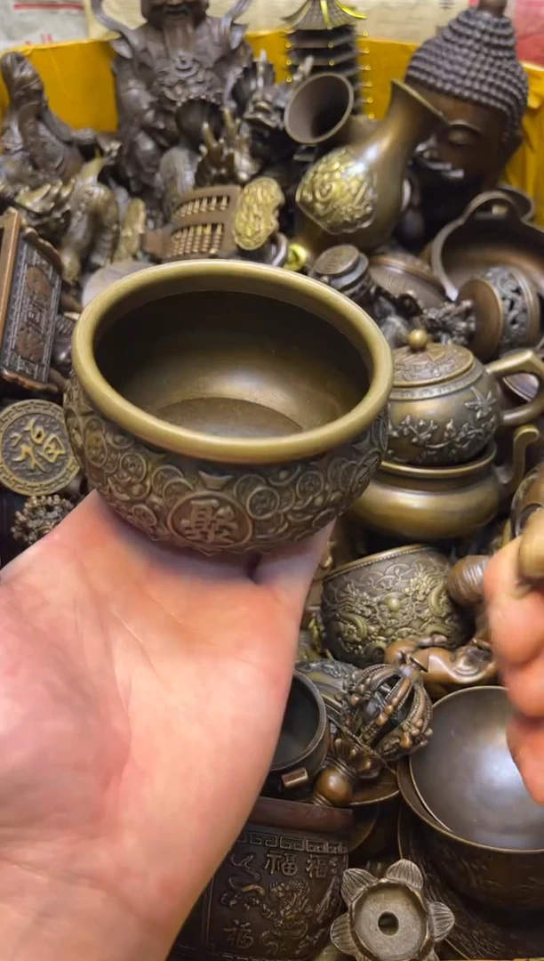 精美铜器，点击下单