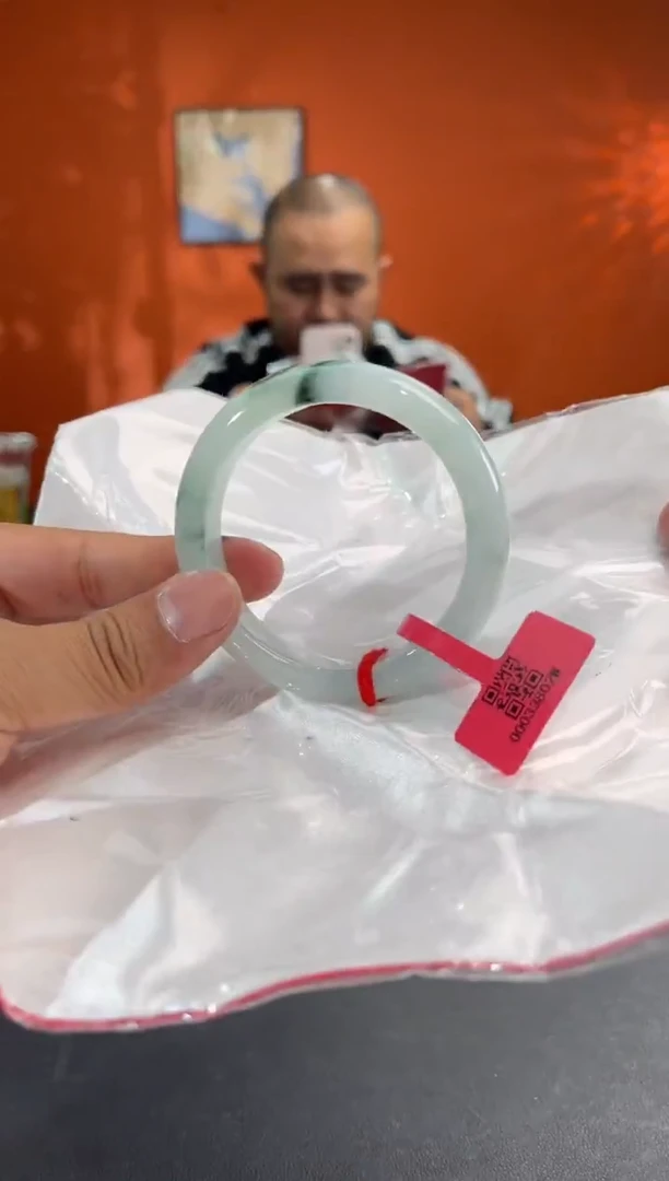 未镶嵌手镯翡翠10 56