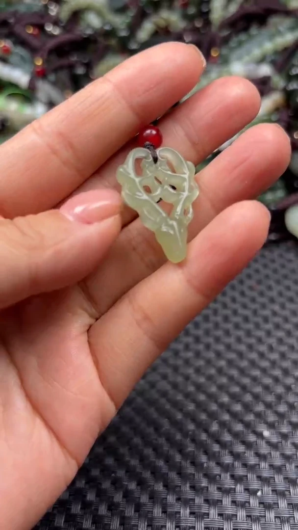 【闪购商品】和田玉颈饰未镶嵌.