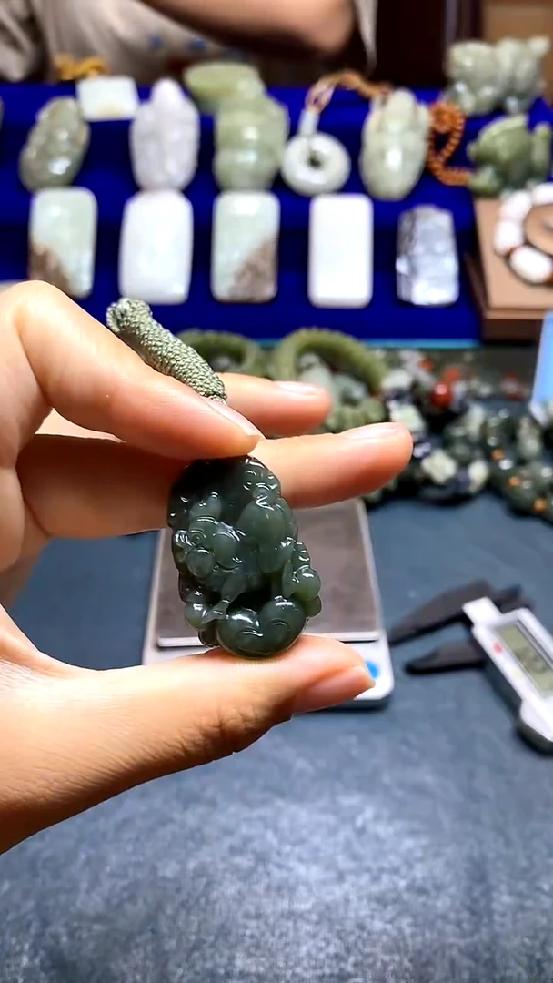 未镶嵌和田玉挂件拍一发一