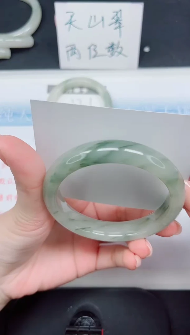 【闪购商品】石英质玉手镯未镶嵌222-60.1