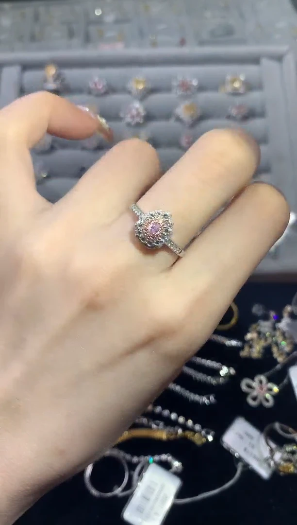 戒指18K金镶嵌钻石小柔甄选036