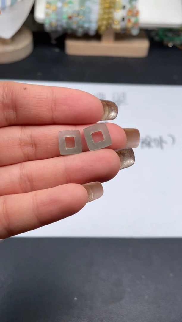 配石翡翠天然翡翠8