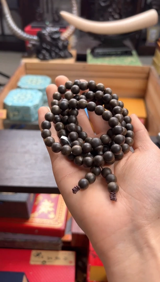 【闪购商品】沉香木吊坠—————————