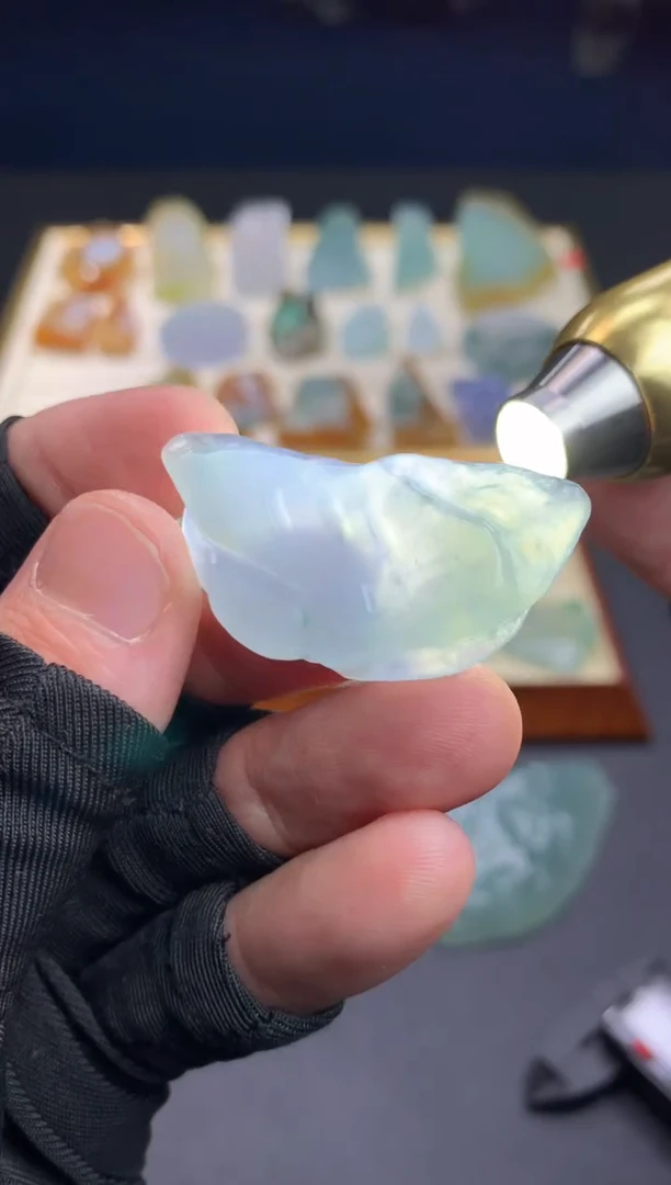 【闪购商品】定制翡翠未镶嵌           