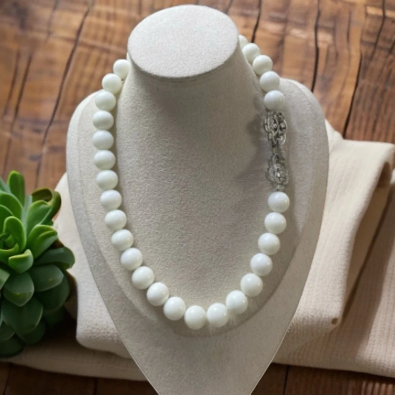 纯天然岫玉纯白妈妈链多样性发一