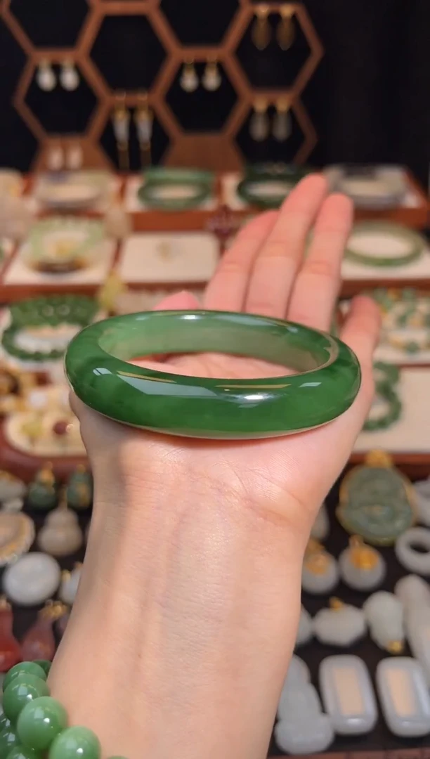 未镶嵌手镯和田玉精品