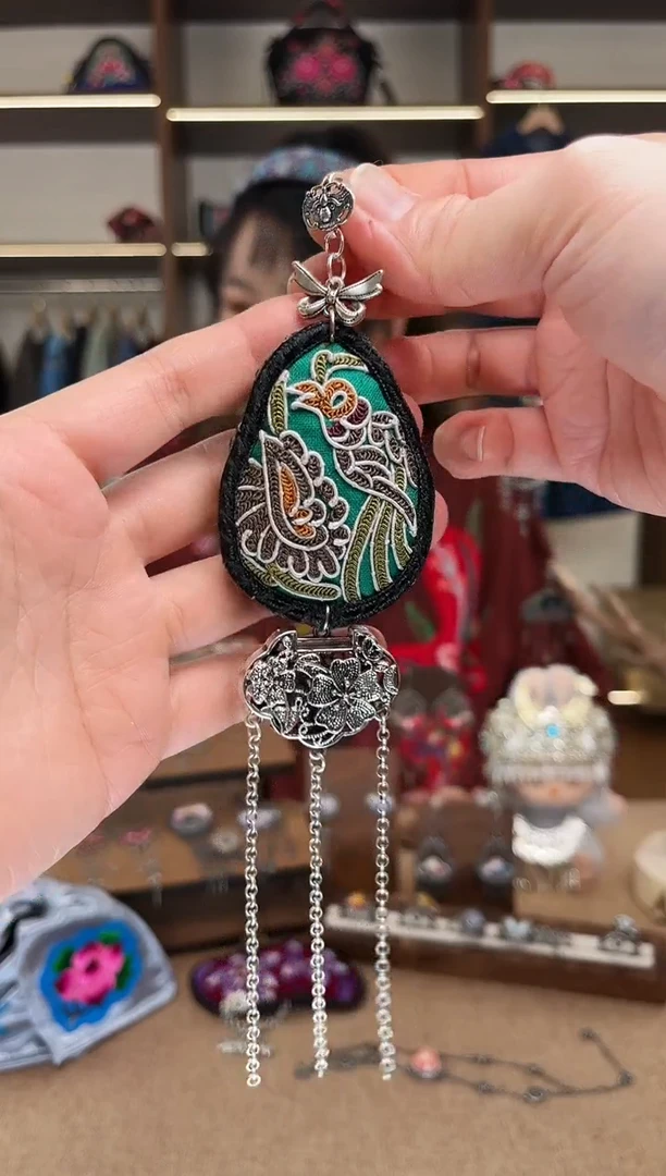 织绣1920黔东南苗族刺绣