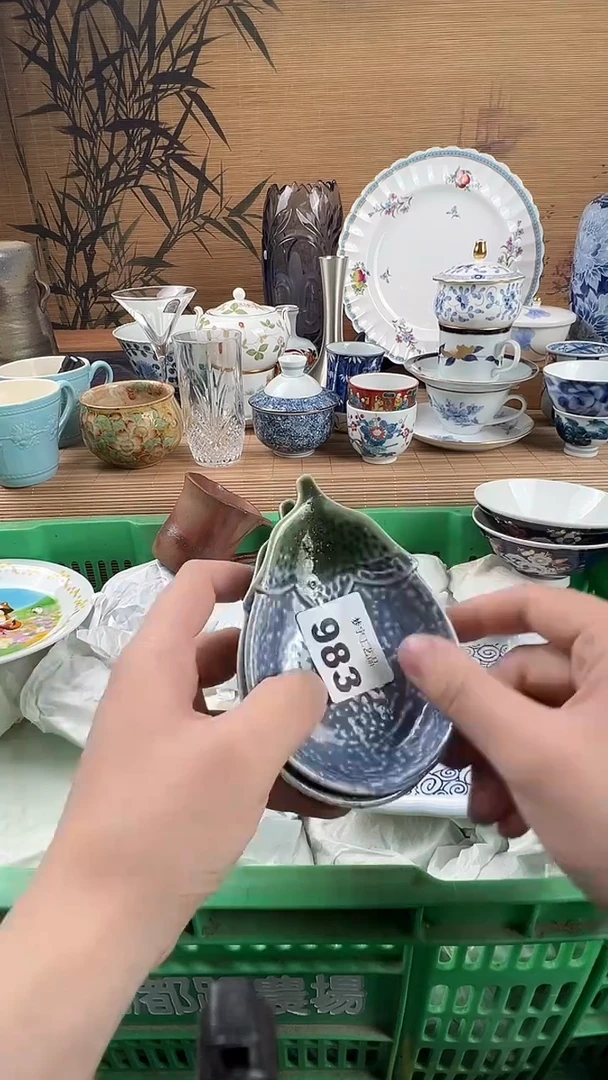 瓷片?****嗎瓷器      983