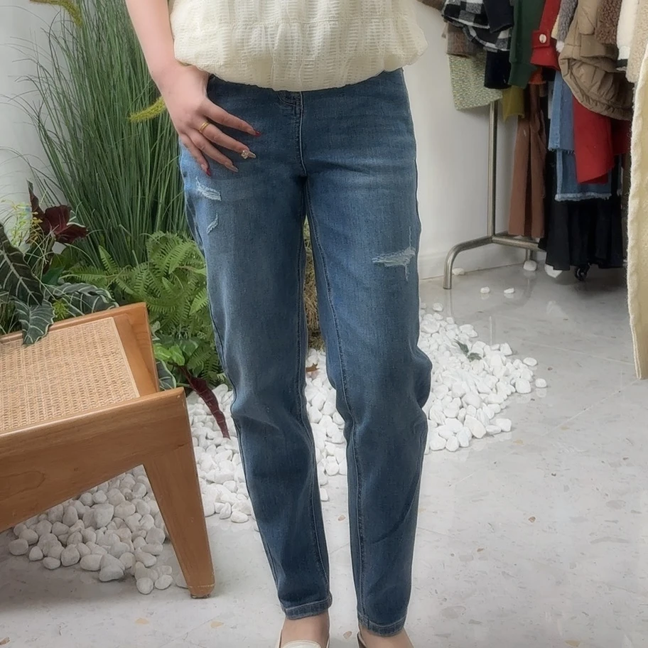 直筒裤自然腰女牛仔裤长裤宽松百搭小脚直筒修身弹力