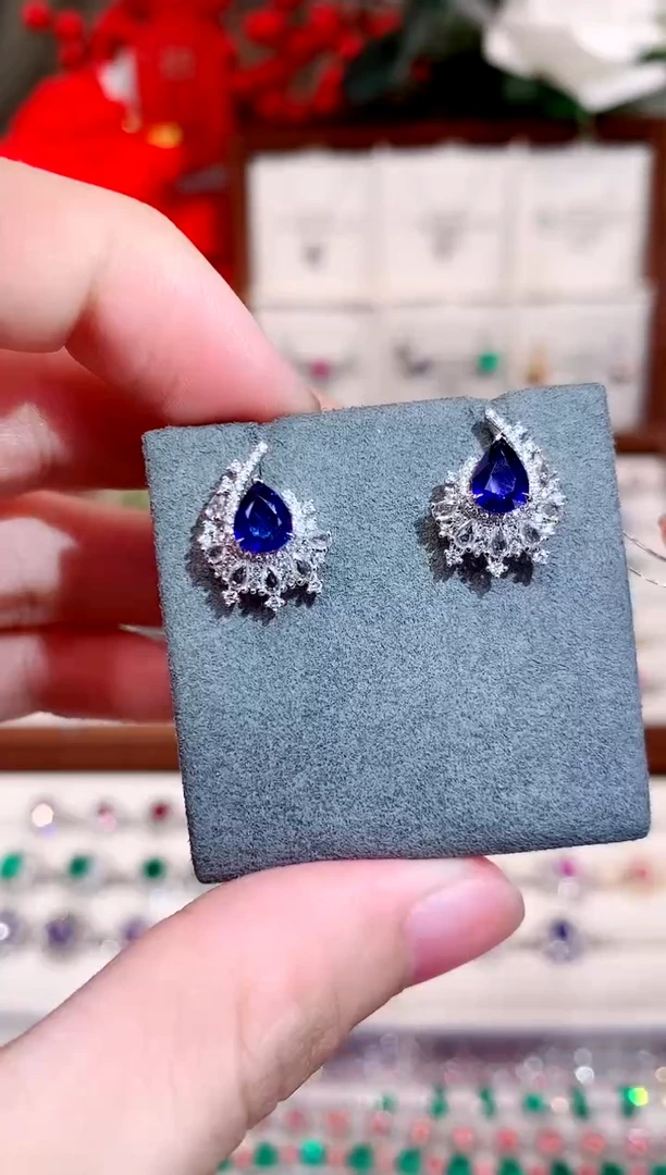 蓝宝石耳饰18K金镶嵌1.2ct/天然宝石/七天无理由