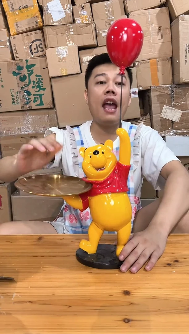 瓷片维尼托盘摆件