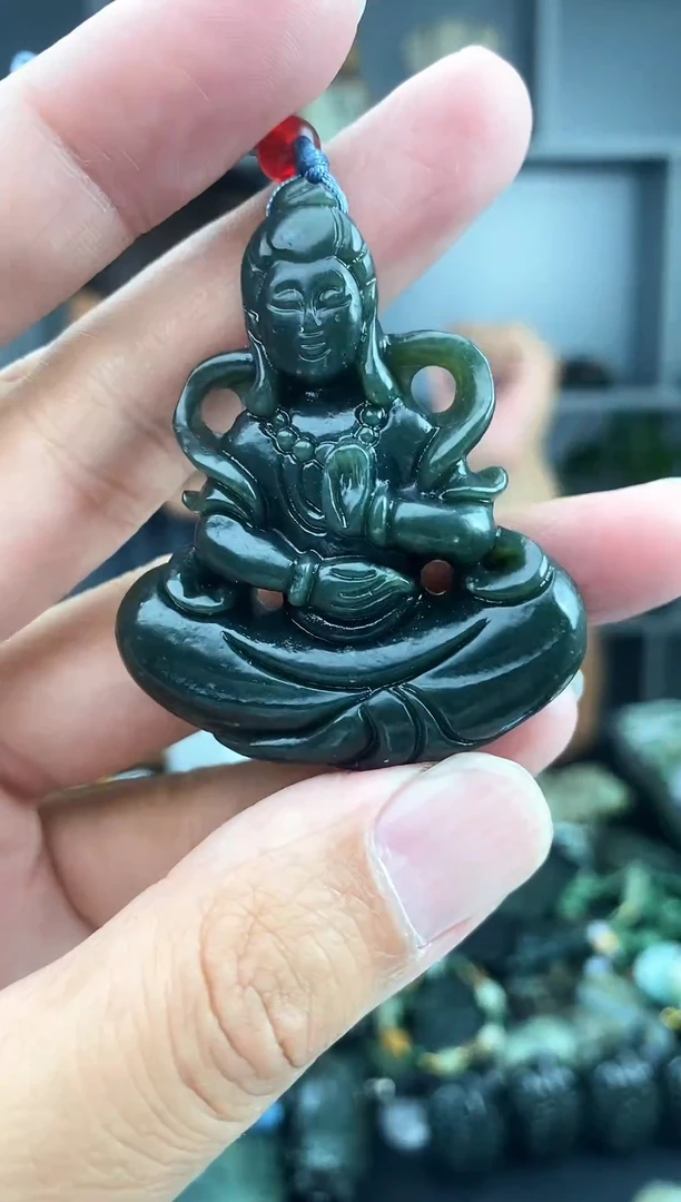 和田玉未镶嵌颈饰1