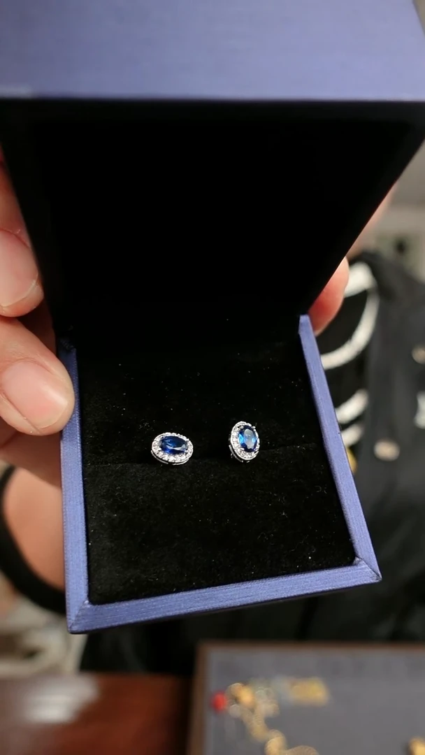 无合金蓝bao  耳钉