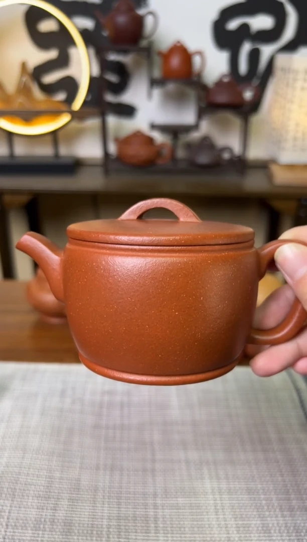 【闪购商品】段泥茶壶红降坡汉瓦壶260CC