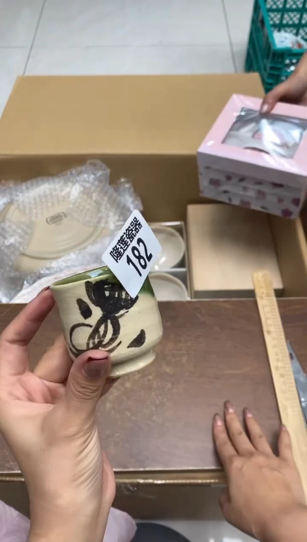 瓷片琼*隆莲瓷器欢迎大家