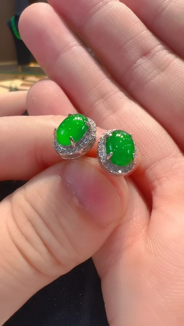 翡翠银S925镶嵌耳钉多样性发其一