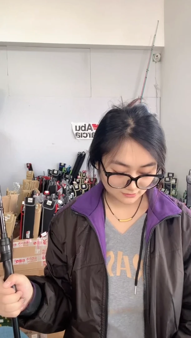 9868二手阿布黑马仕3代2.28 M直柄