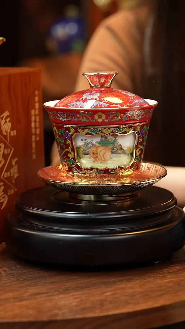 双飞遗大师 旋转盖碗 玉兔开泰