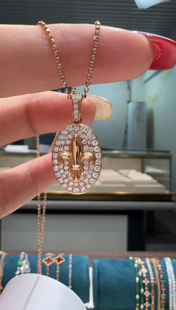 吊坠(不含链)18K金镶嵌钻石满钻鸢尾花吊坠K红