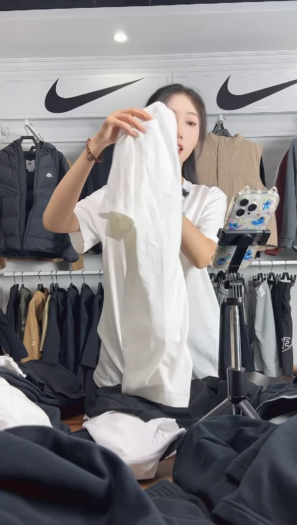 2882白色短袖M码不退换