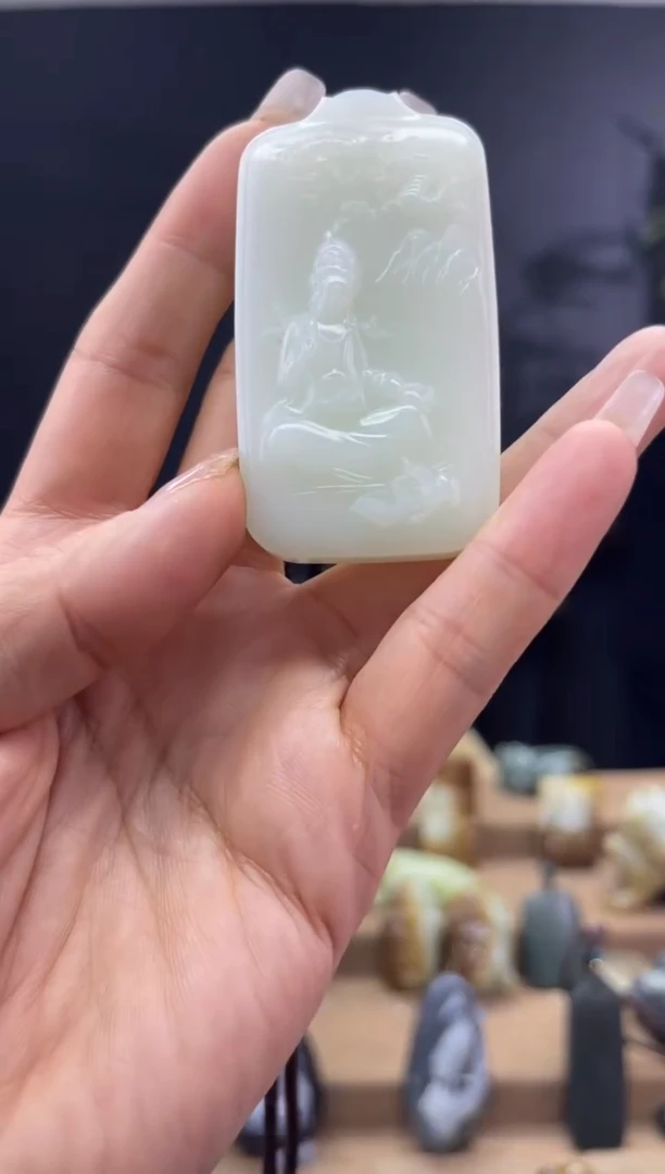 颈饰未镶嵌和田玉1