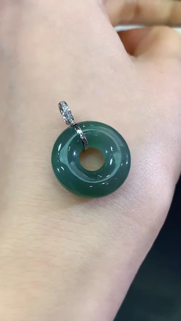 吊坠(不含链)18K金镶嵌翡翠B33